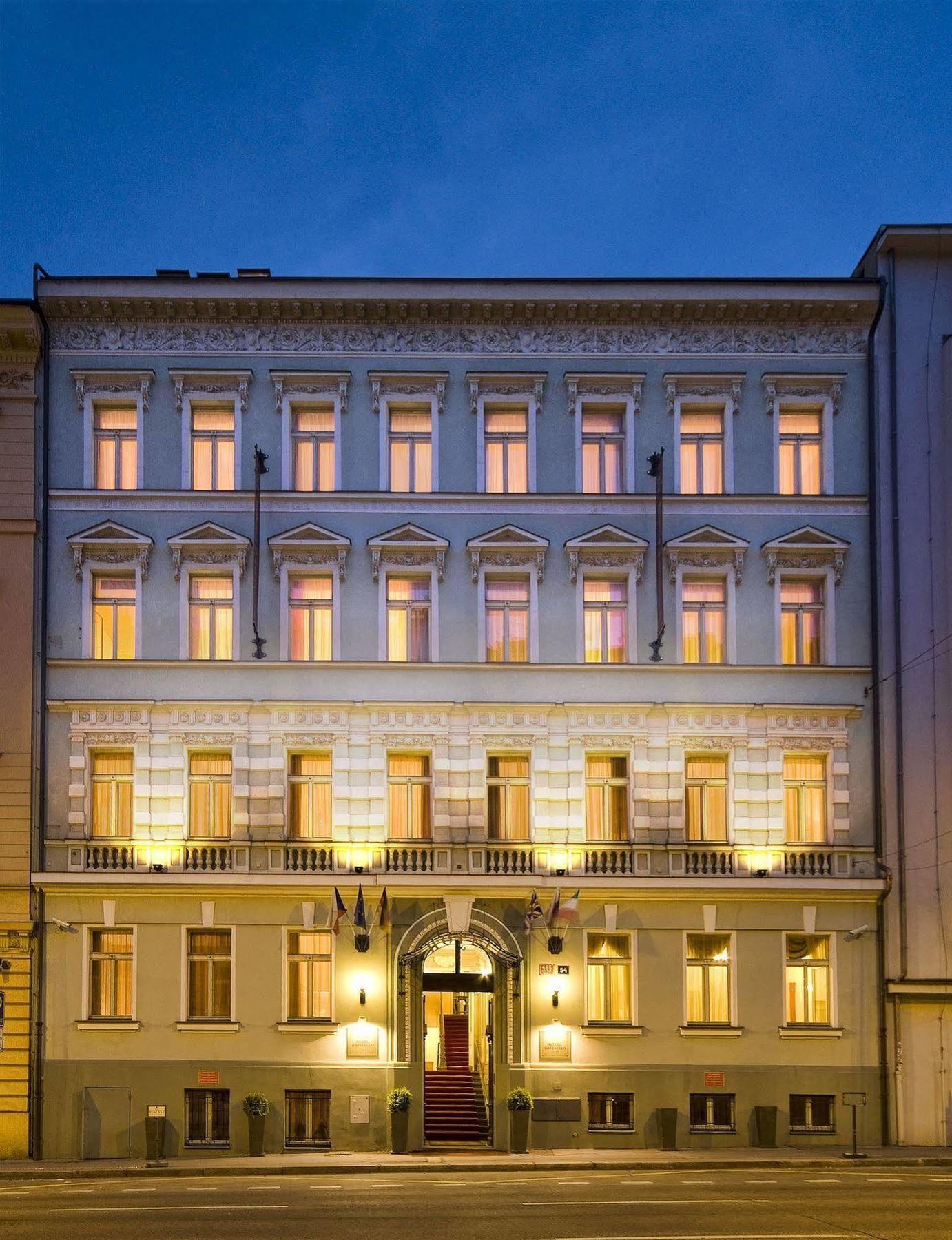 ラファエロ ホテル プラハ エクステリア 写真